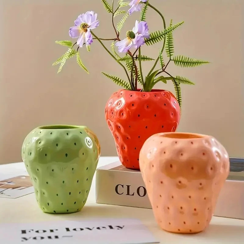 Creative Strawberry Vase – Decorative Flower Pot for Home & Living Room