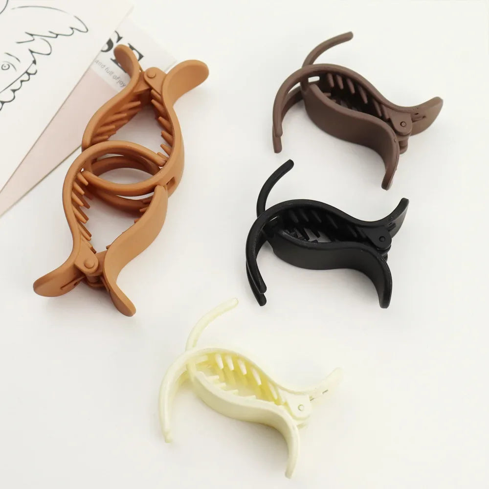 Frosted Acrylic Hair Claw – Small Black Ponytail Clip for Women & Girls, Shark Style Barrette Headwear