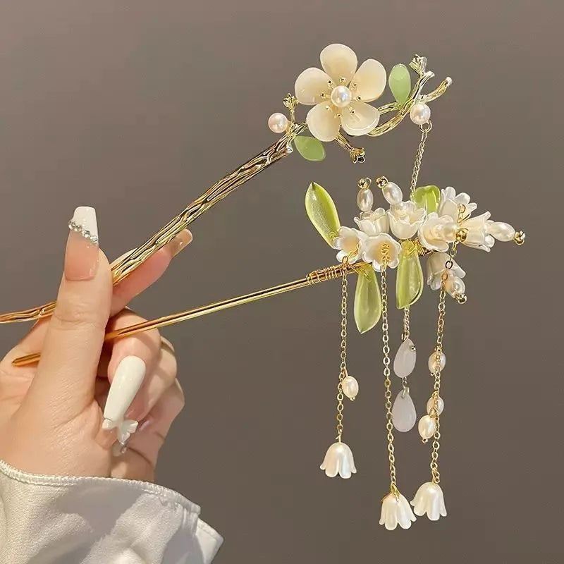 Elegant Chinese Style Hair Clip Tassel Hair Stick Traditional Floral Design Hairstyle Accessory Women Jewelry Hairpin Hairneedle