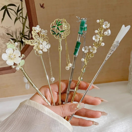 Elegant Chinese Style Hair Clip Tassel Hair Stick Traditional Floral Design Hairstyle Accessory Women Jewelry Hairpin Hairneedle
