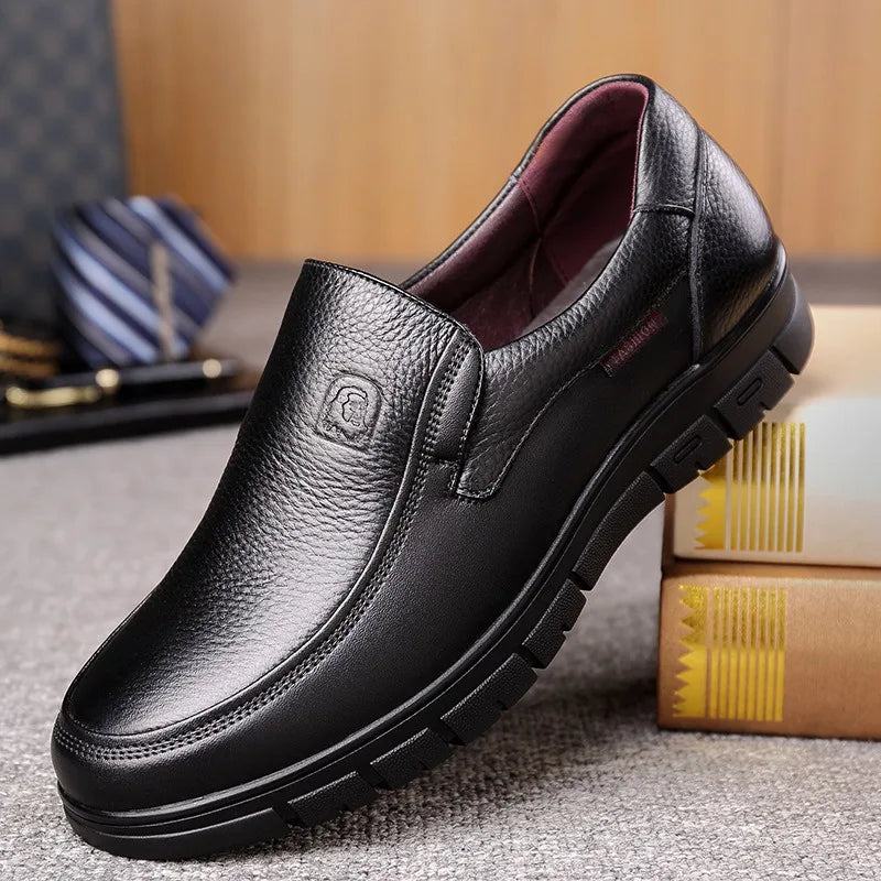 Genuine Leather Men’s Loafers – Breathable Handmade Walking Shoes