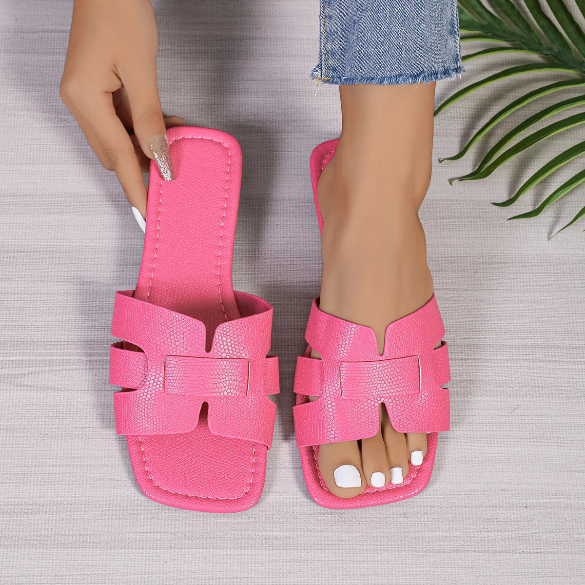Plus Size Women’s Knitted Sandals – Casual Flat Summer Beach Shoes for Comfort & Style