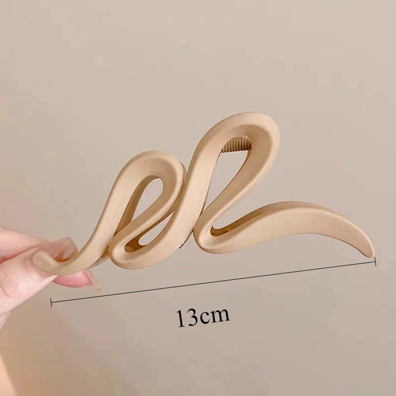 Solid Color Frosted Acrylic Hair Claw – Simple Shark Clip for Women, Versatile French Style Hair Accessory