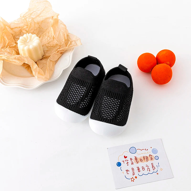 Spring Baby Mesh Sneakers – Breathable, Slip-On, Non-Skid Shoes (0-3y)