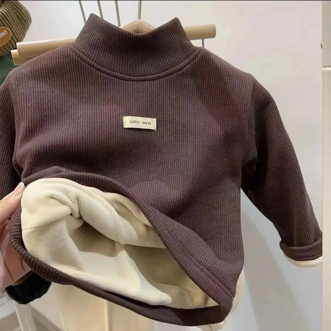 1pc Velvet Winter T-Shirt – Warm, Soft & Stylish Unisex Long Sleeve Top