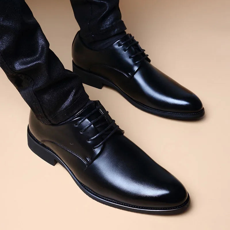 Men’s Wedding Leather Dress Shoes Pointed Toe Business Casual British Style Height Increasing Spring 2024 New Arrival