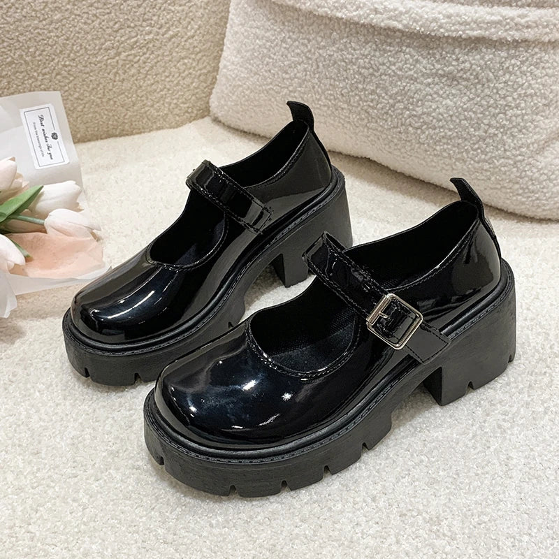 Spring 2025 Women’s Retro Thick-Soled Leather Shoes – Round Toe Buckle Single Shoes