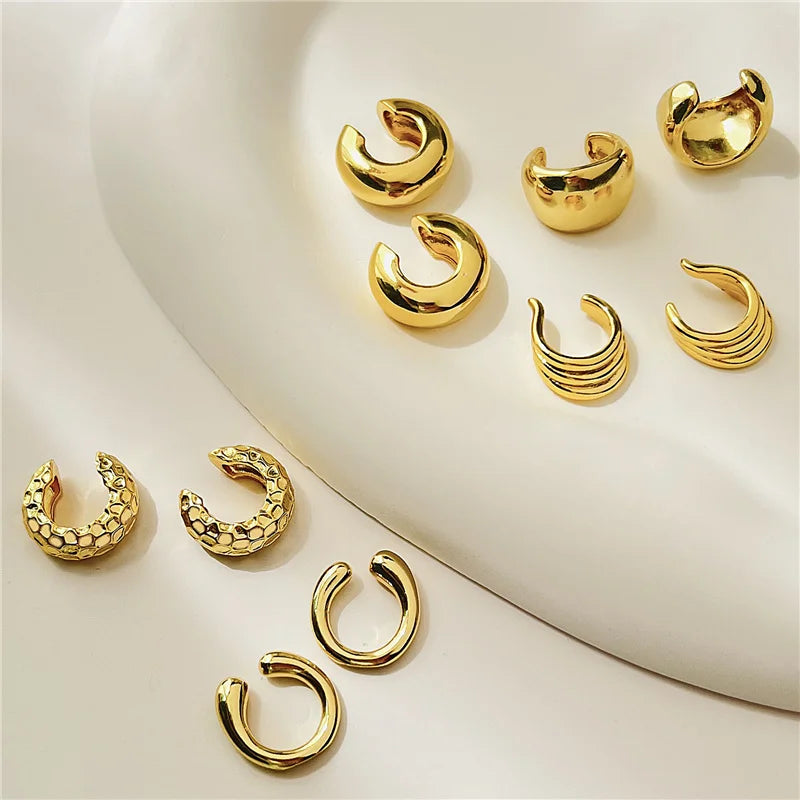 HECHENG Gold Round Clip-On Ear Cuff for Women – Non-Pierced Jewelry