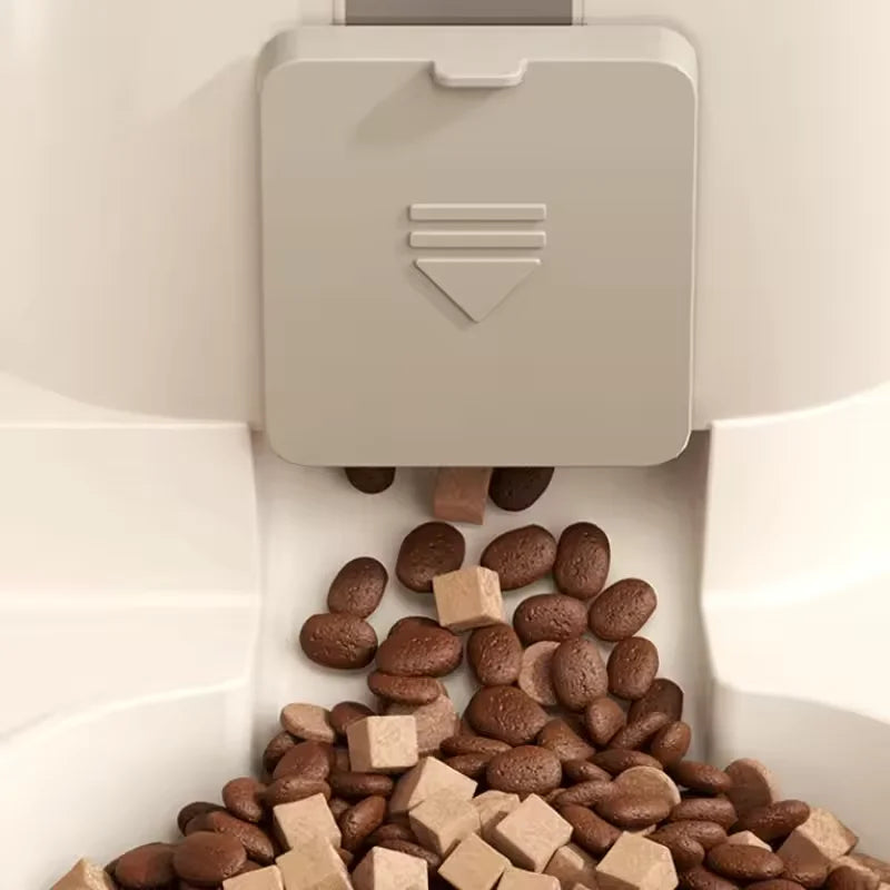Large-Capacity Pet Feeder with Automatic Water Dispenser for Cats & Dogs
