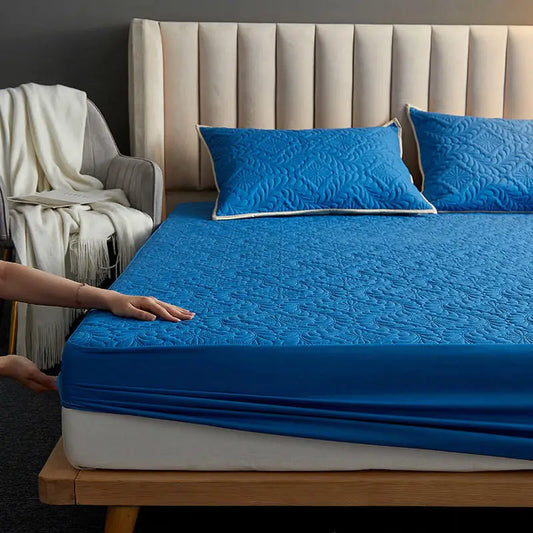 Bonenjoy Quilted Waterproof Fitted Sheet – Elastic Mattress Cover, Queen/King, Solid Color