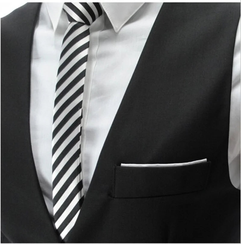 2025 New Men's Slim Fit Grey Dress Vest Casual sleeveless waistcoat for formal or business wear.