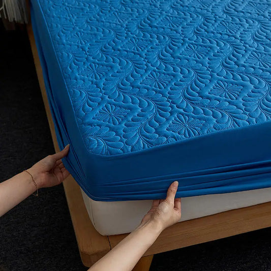 Bonenjoy Quilted Waterproof Fitted Sheet – Elastic Mattress Cover, Queen/King, Solid Color