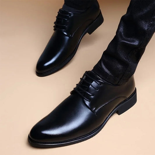 Men’s Wedding Leather Dress Shoes Pointed Toe Business Casual British Style Height Increasing Spring 2024 New Arrival