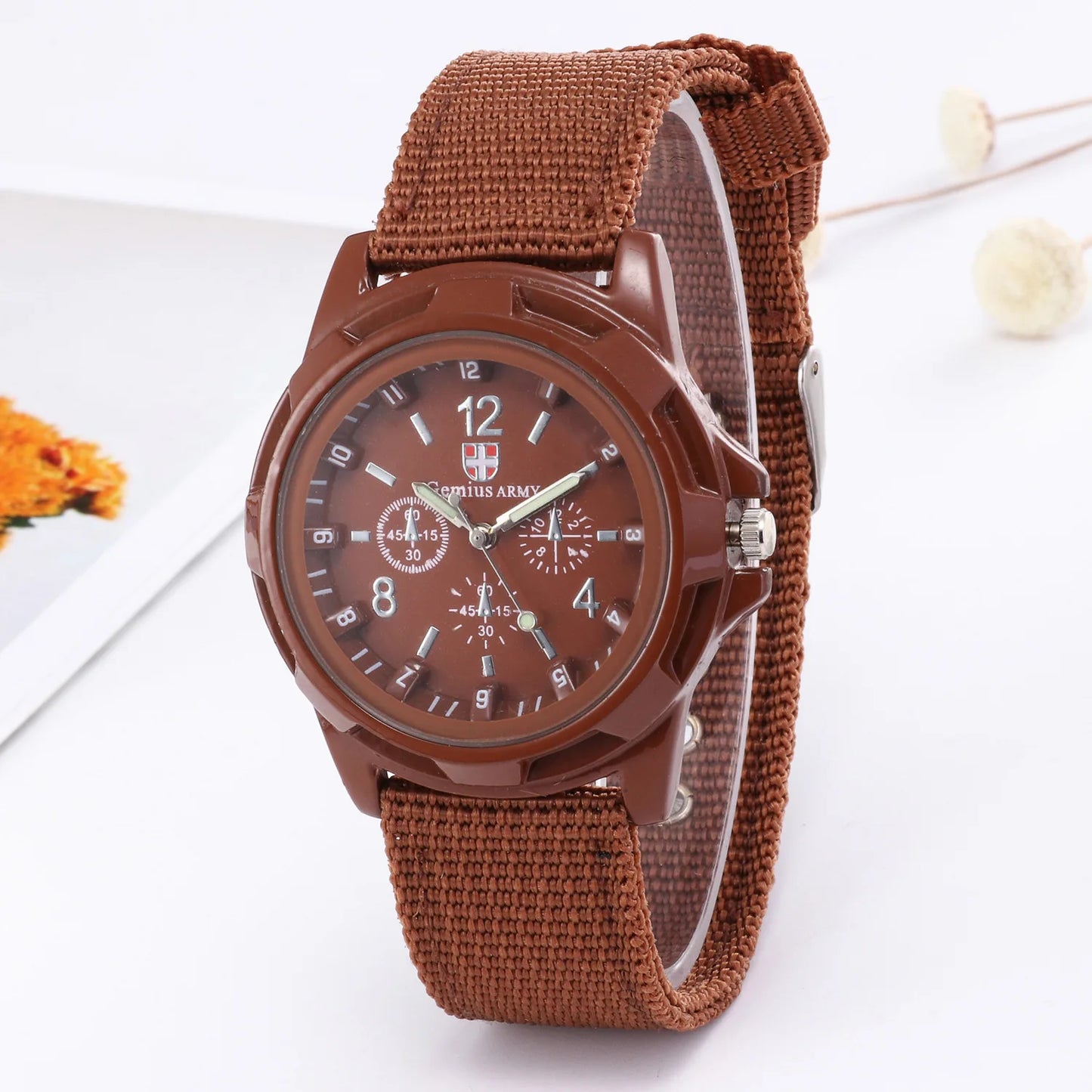 2025 New Men’s Classic Sports Quartz Watch with Nylon Band