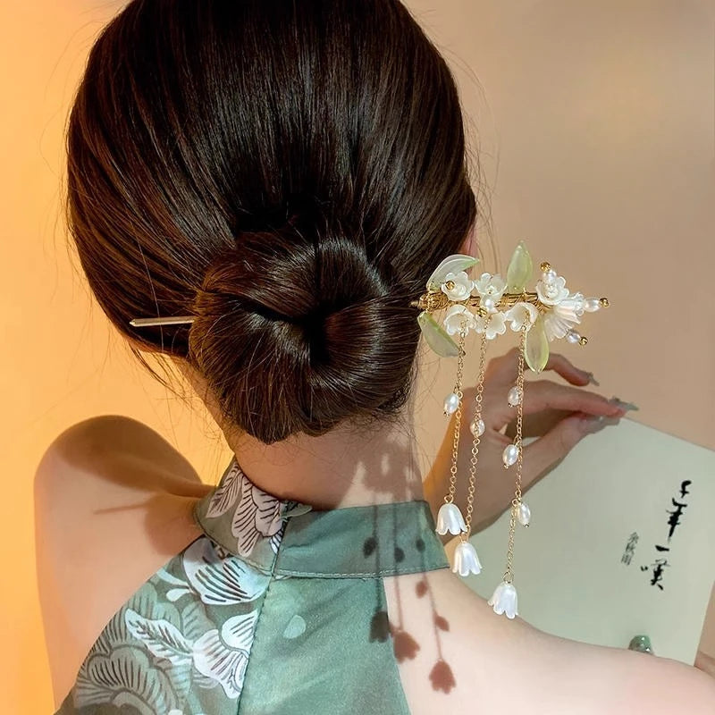 Elegant Chinese Style Hair Clip Tassel Hair Stick Traditional Floral Design Hairstyle Accessory Women Jewelry Hairpin Hairneedle