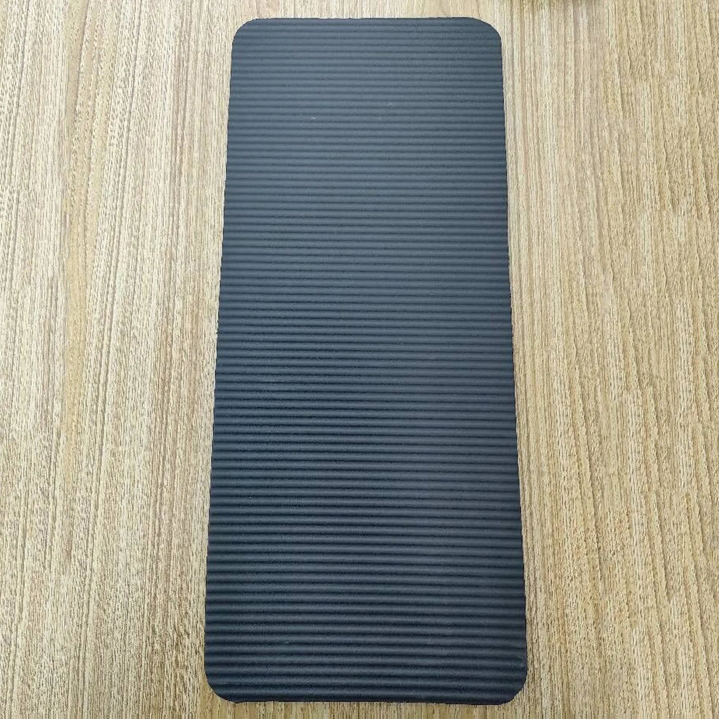1x Anti-Skid Yoga Mat – 1.5cm Thick Comfort Rubber for Exercise & Pilates