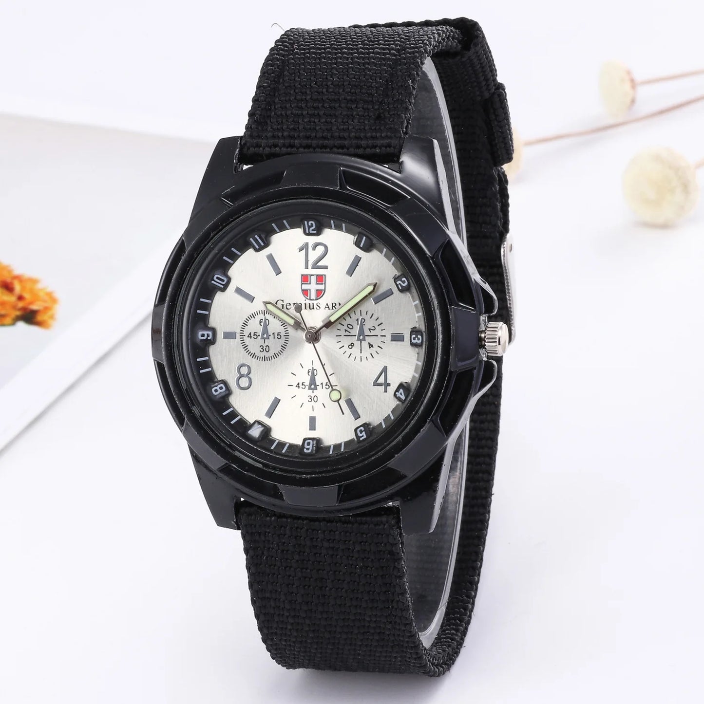 2025 New Men’s Classic Sports Quartz Watch with Nylon Band