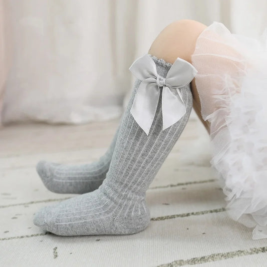 Children’s Princess Knee-High Socks – Soft Cotton Long Socks with Big Bow for Girls (0–12)Years, Spring/Autumn)
