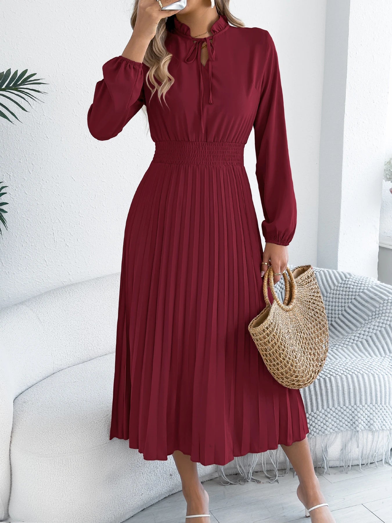Women’s Elegant V-Neck Lace-Up Maxi Dress – Autumn/Winter