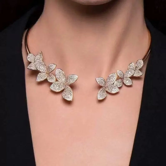 Opening necklace collar basic design minimalist and versatile jewelry gift suitable for parties