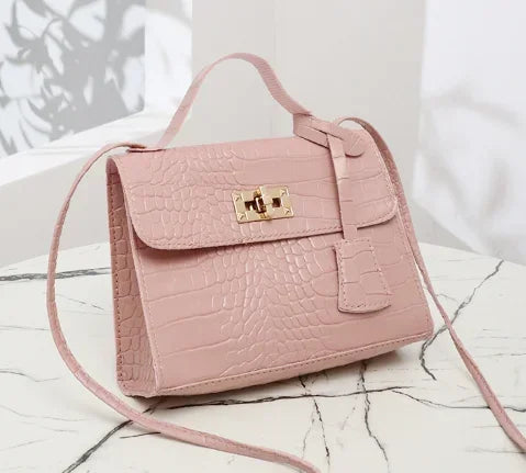 Women’s Handbags Set 2024 – Stylish & Functional
