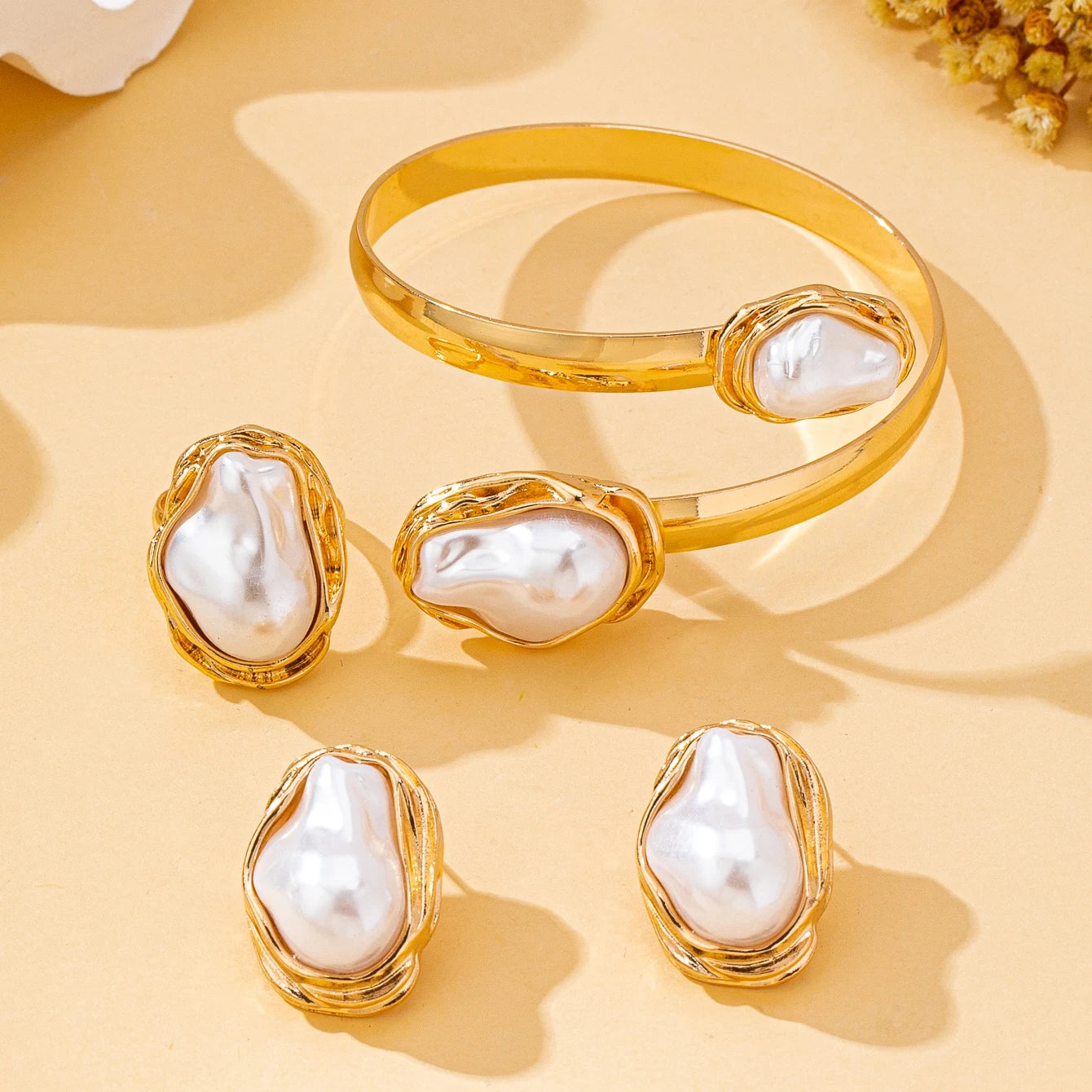 Women’s Baroque Style Jewelry Set – Bracelet, Ring & Earrings