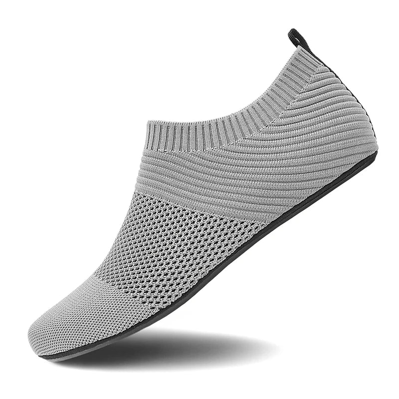 Unisex Quick-Dry Water Shoes – Barefoot Aqua Socks with Translucent Soles