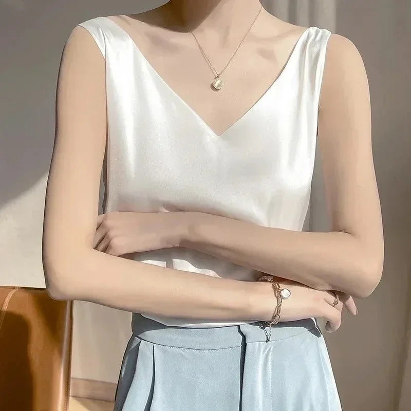 Women’s Sleeveless Satin Camisole Top