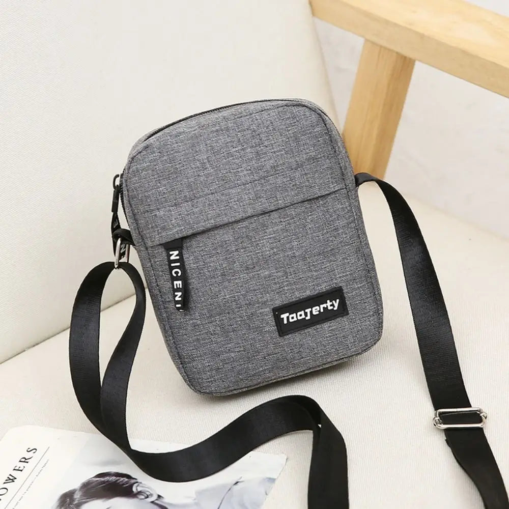Men's Nylon Crossbody Bag – Solid Color, Casual Retro Style for Daily & Business Use.