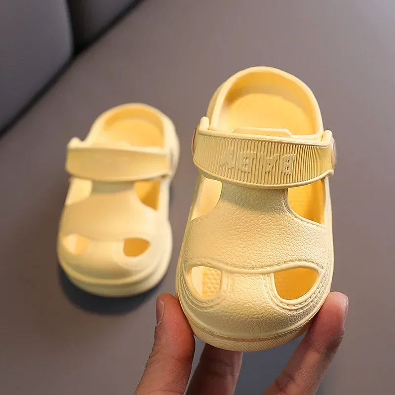 Kids’ Summer Sandals – Soft Anti-Slip Hole Shoes for Boys & Girls, Perfect for Beach & Home (Ages 1–3)