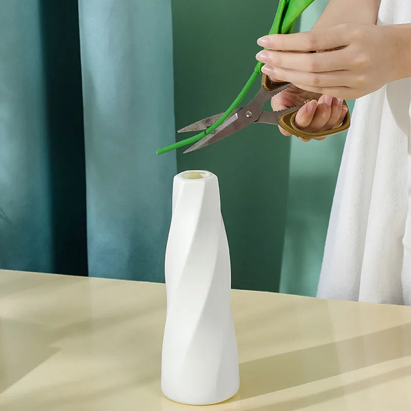 Simple Luxury Vase – Living Room & Dining Table Flower Arrangement