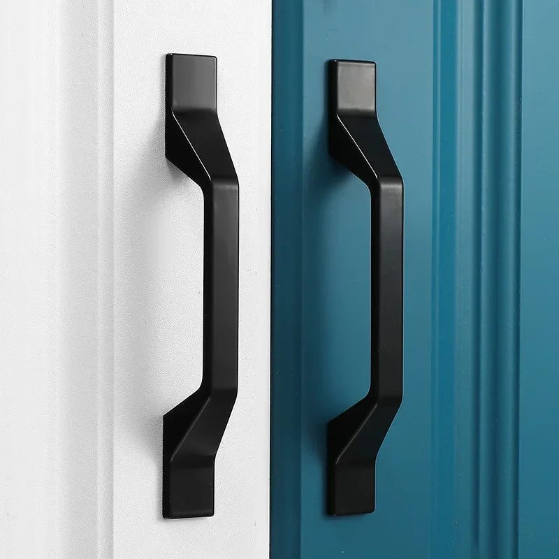 Black Cabinet Handles & Knobs – Modern Drawer Pulls, Cupboard & Kitchen Furniture Hardware
