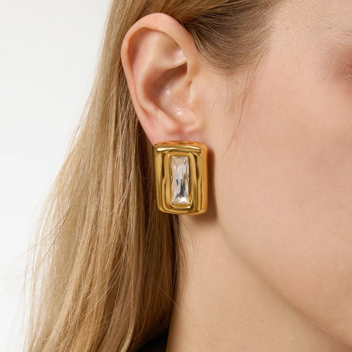 Women’s Square Stud Earrings – 18K Gold-Plated Stainless Steel Zircon