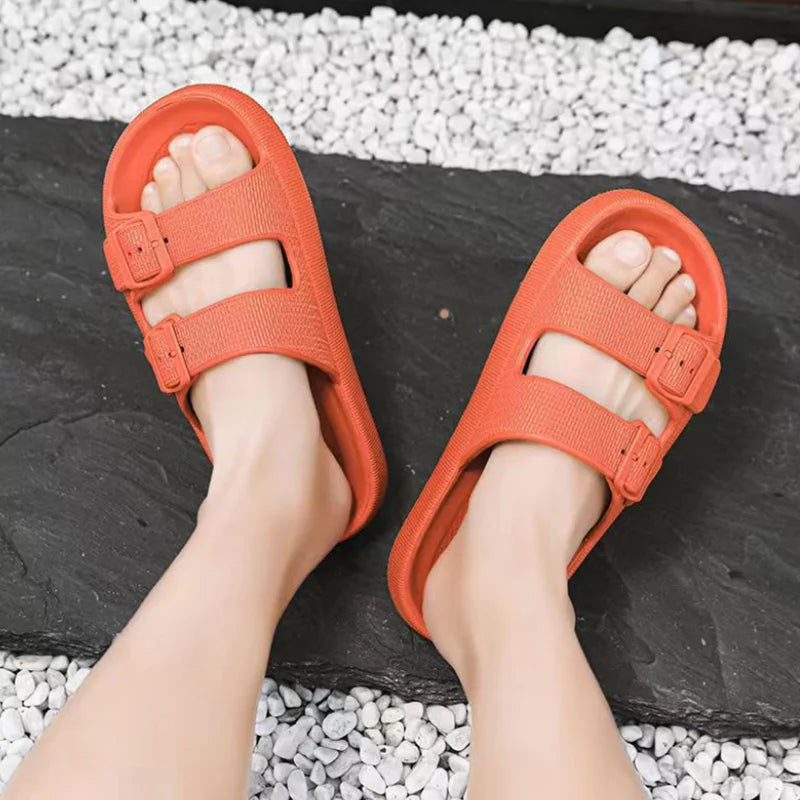 Men’s Summer Platform Sandals – Soft Sole, Adjustable Buckle, Non-Slip Flip Flops for Home & Beach Comfort