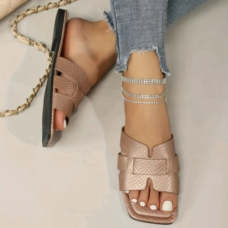 Plus Size Women’s Knitted Sandals – Casual Flat Summer Beach Shoes for Comfort & Style