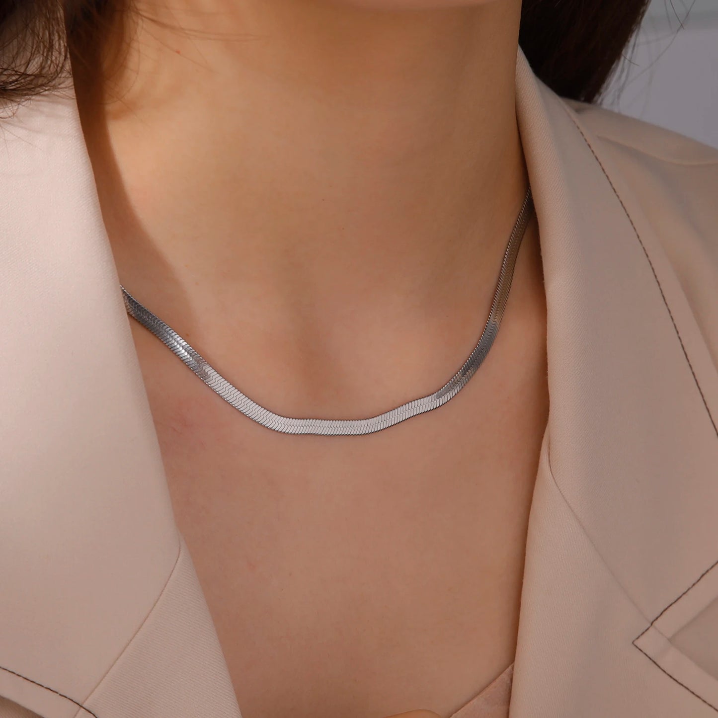 Skyrim Stainless Steel Snake Chain Necklace Gold Herringbone Choker for Women Men Trendy 2025 Jewelry Gift