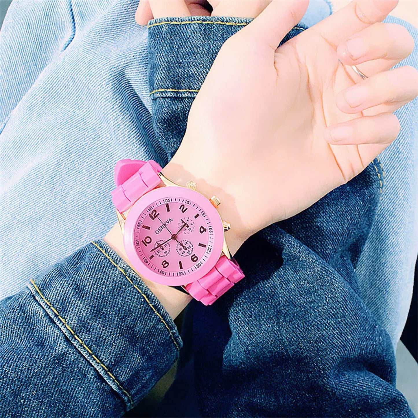 Women’s 2025 Luxury Silicone Strap Quartz Watch