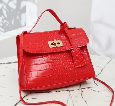 Women’s Handbags Set 2024 – Stylish & Functional