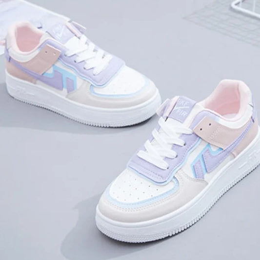 Fashion Lace-Up Flat Sneakers – Breathable, Wear-Resistant, Thick Sole