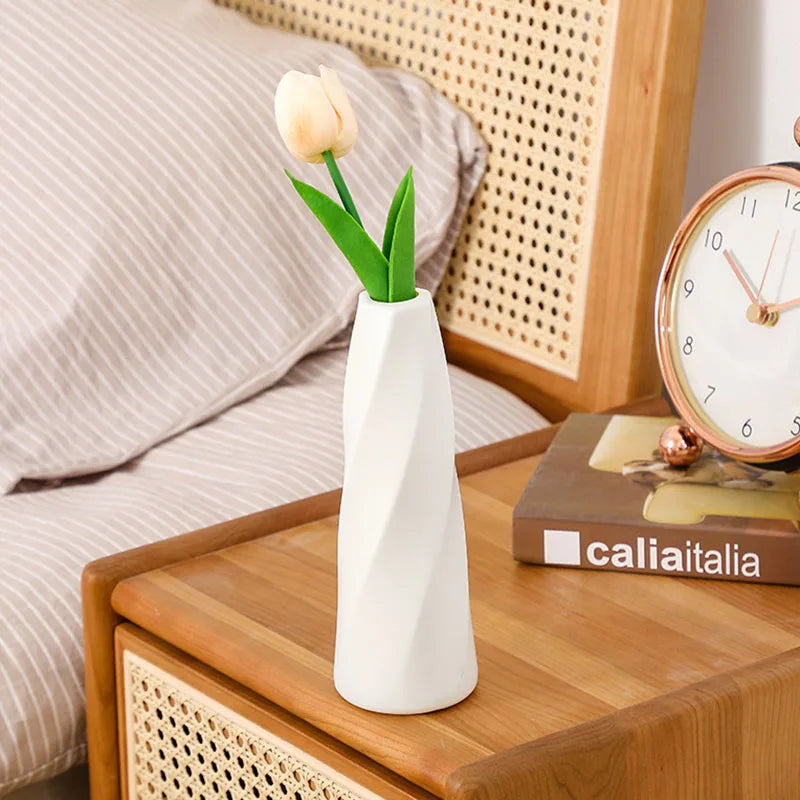 Simple Luxury Vase – Living Room & Dining Table Flower Arrangement