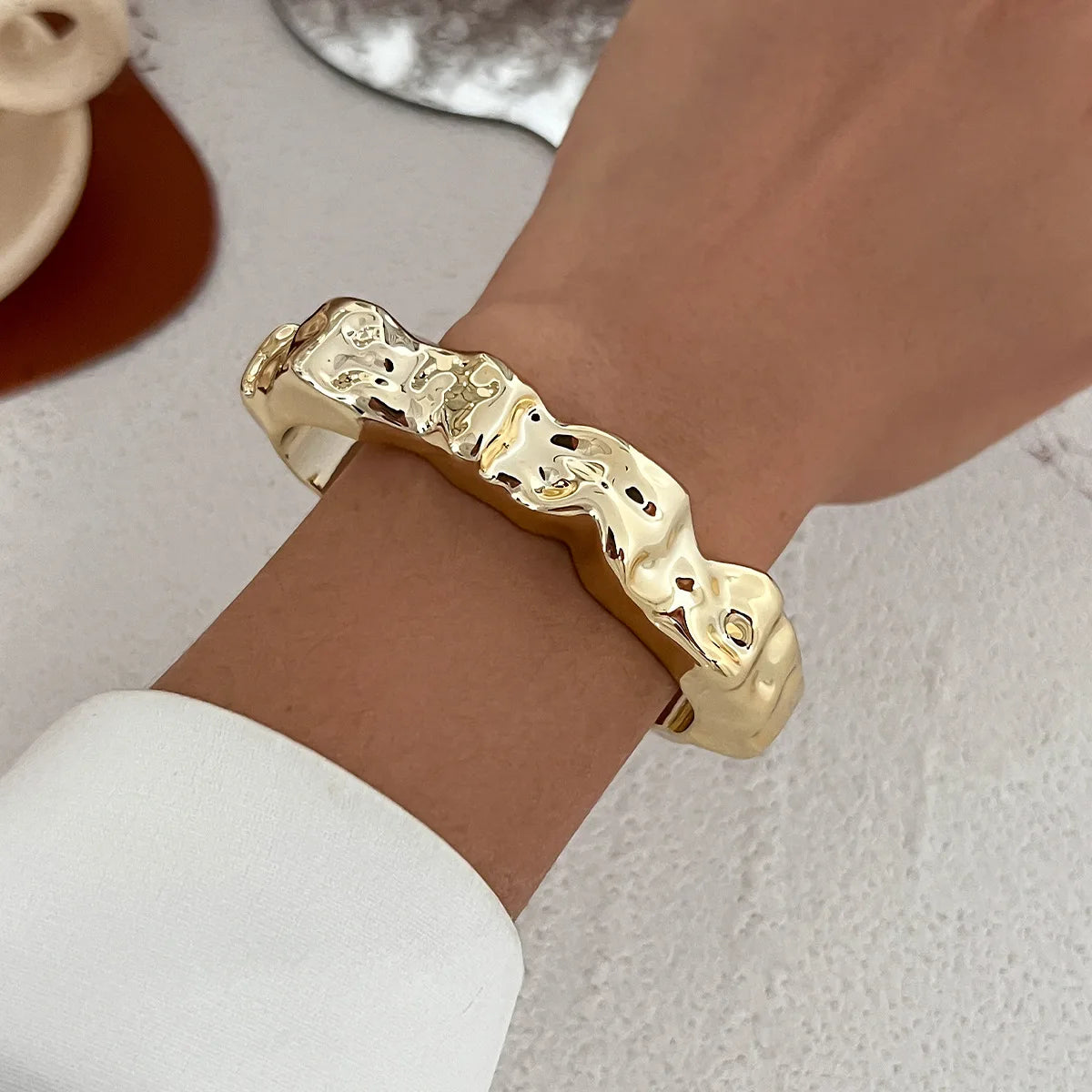 DIEZI Vintage Punk Geometric Cuff Bangles – Gold & Silver Plastic Bracelet for Women & Men