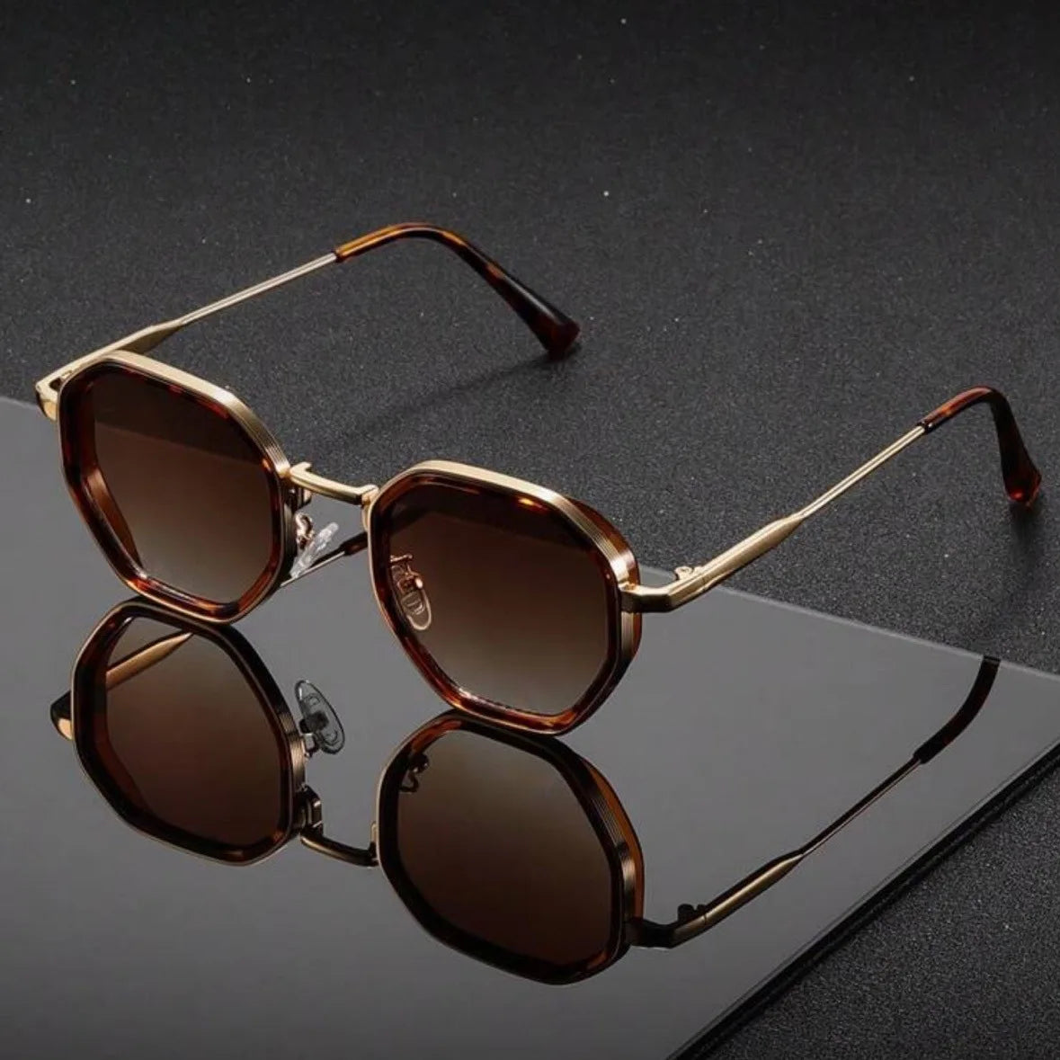 Unisex Retro Square Metal Sunglasses