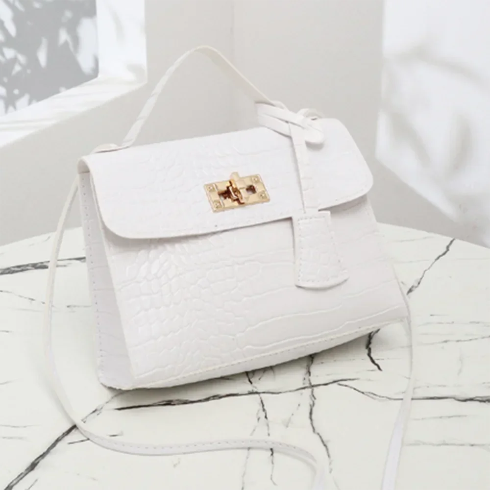 Women’s Handbags Set 2024 – Stylish & Functional