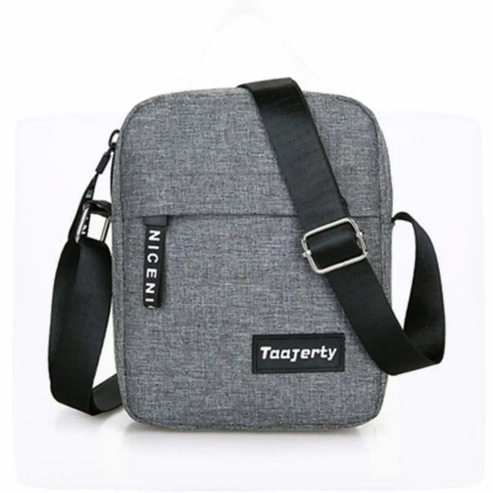 Men's Nylon Crossbody Bag – Solid Color, Casual Retro Style for Daily & Business Use.