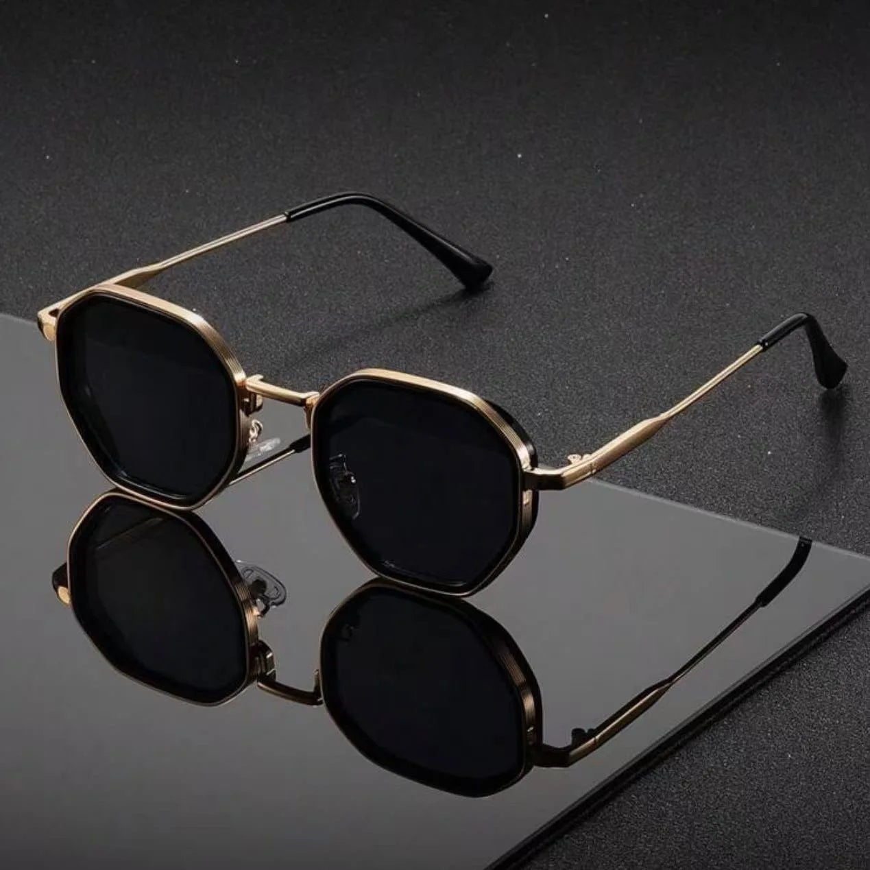Unisex Retro Square Metal Sunglasses