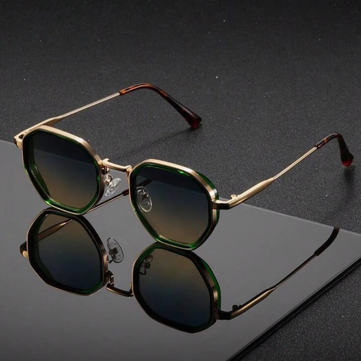 Unisex Retro Square Metal Sunglasses