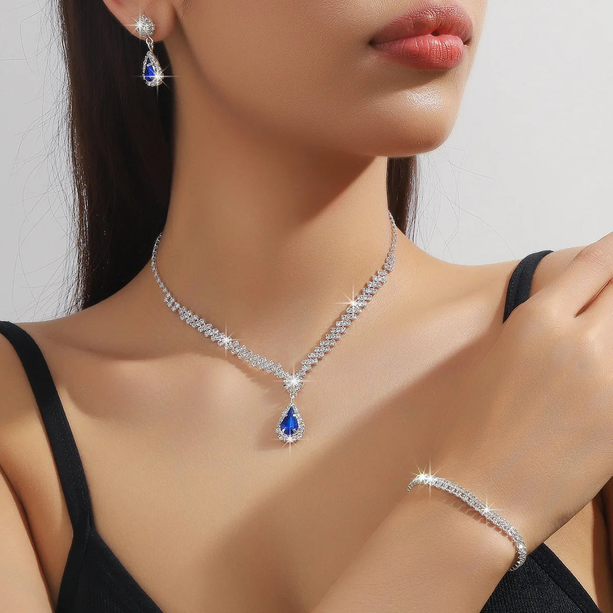 Women’s Luxury Bridal Jewelry Set – Necklace, Bracelet & Earrings
