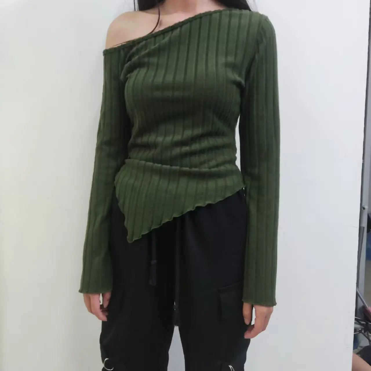 Women’s Slim-Fit Off-Shoulder Street Style Top