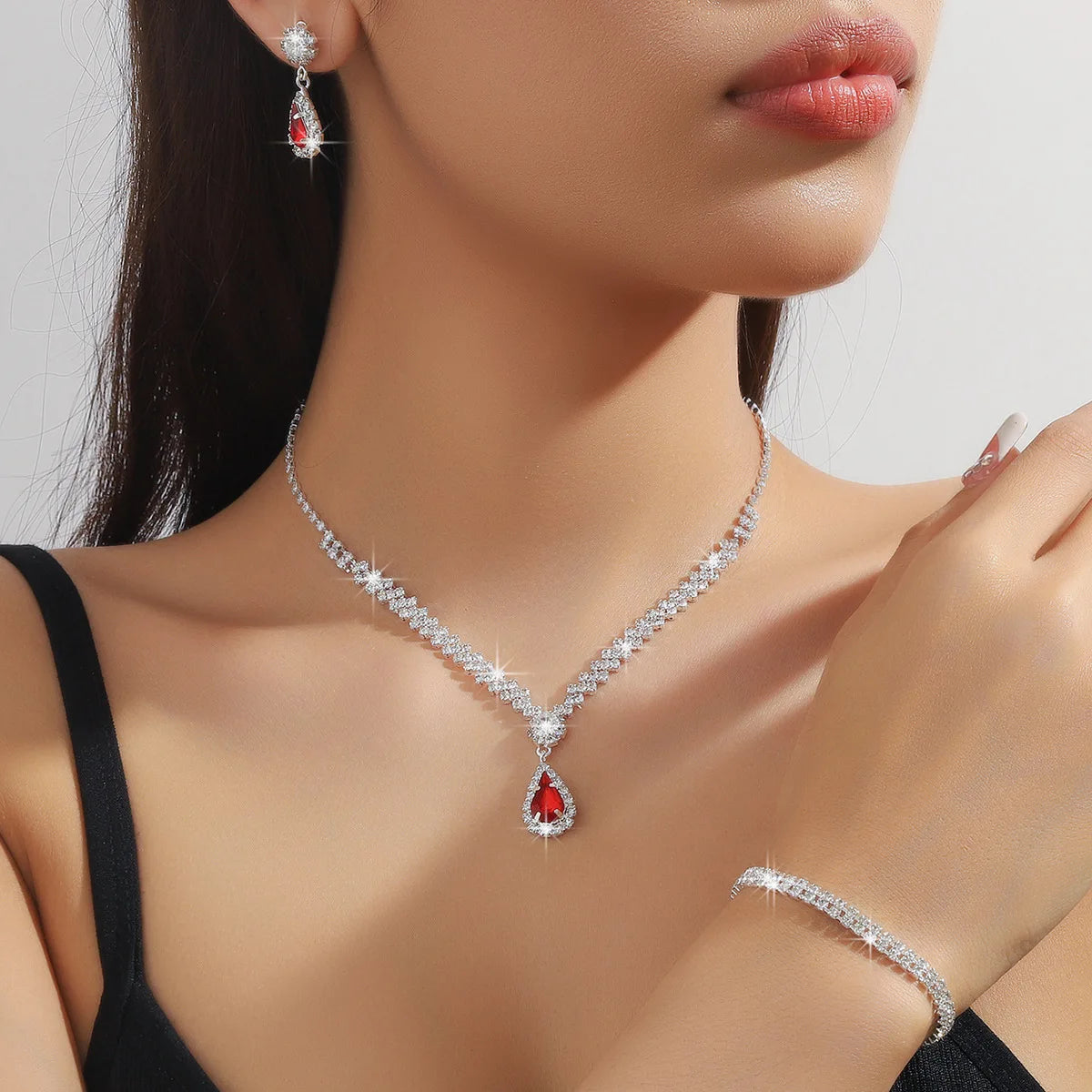 Women’s Luxury Bridal Jewelry Set – Necklace, Bracelet & Earrings