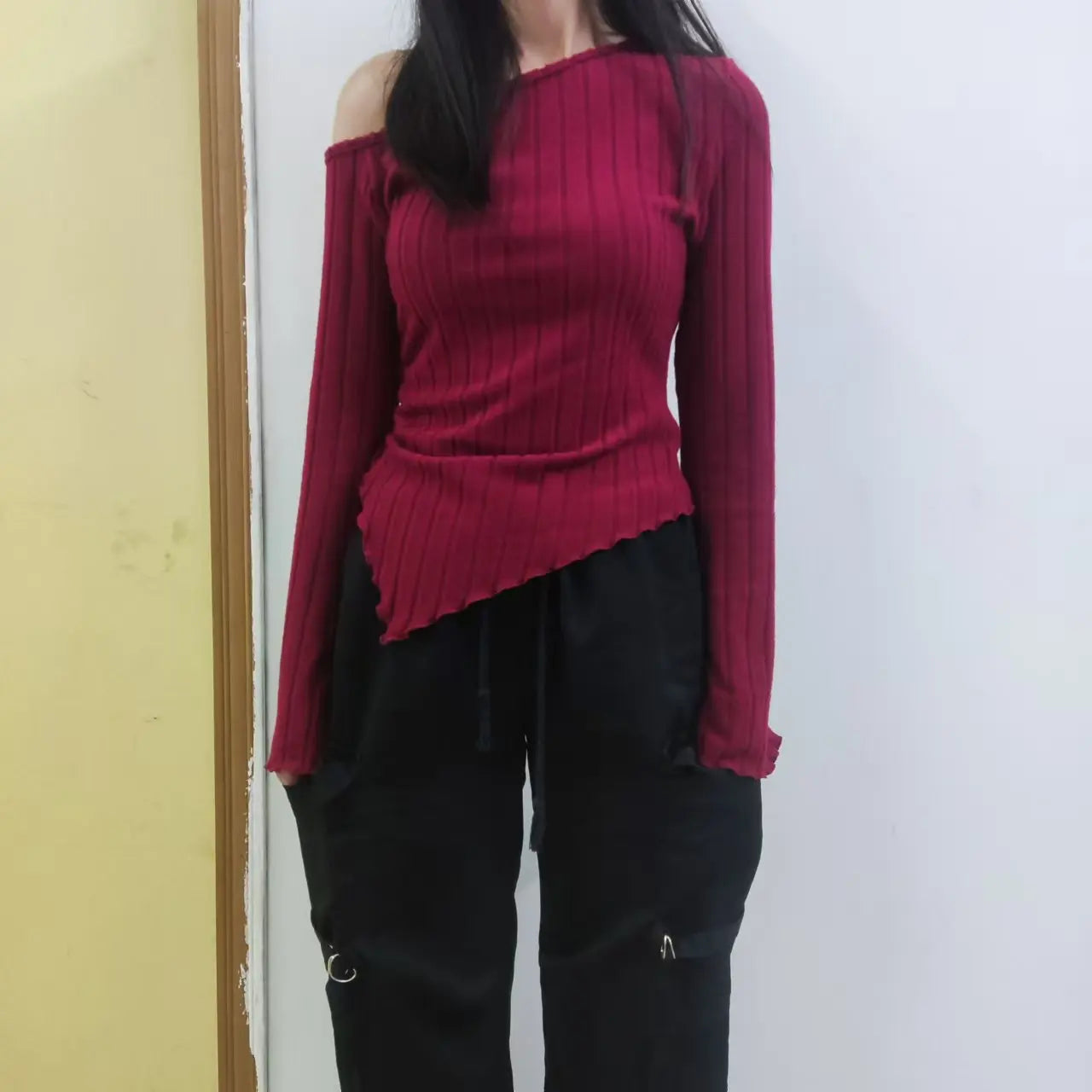 Women’s Slim-Fit Off-Shoulder Street Style Top